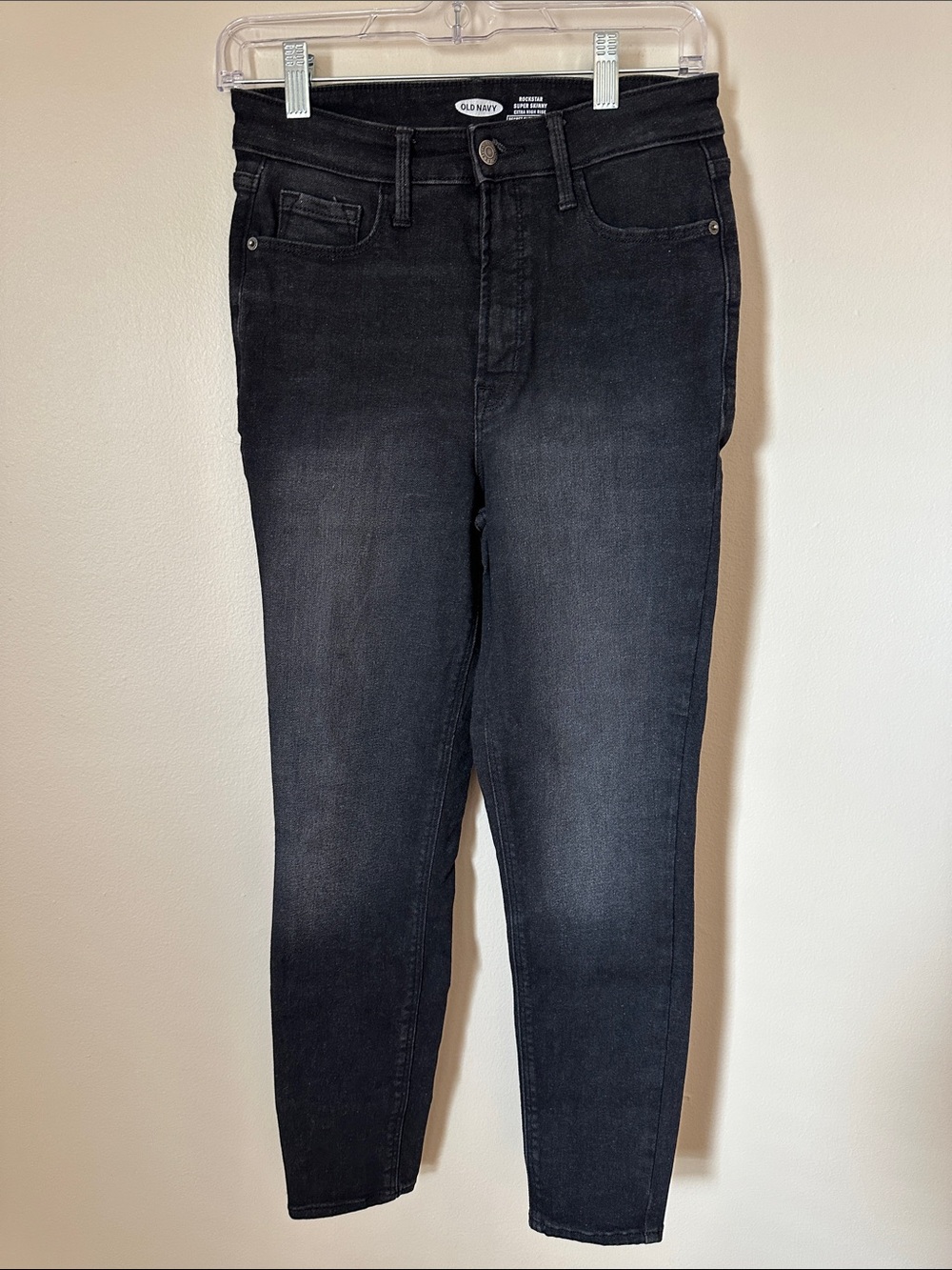 Old Navy Rockstar super skinny extra high rise jeans